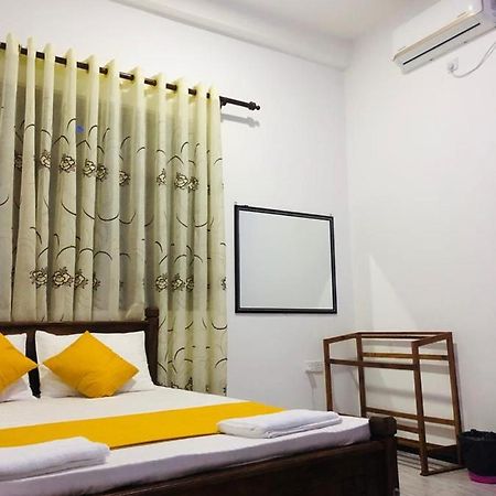 Freedom Inn Negombo Luaran gambar