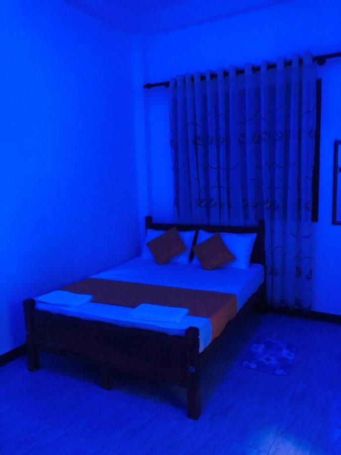 Freedom Inn Negombo Luaran gambar